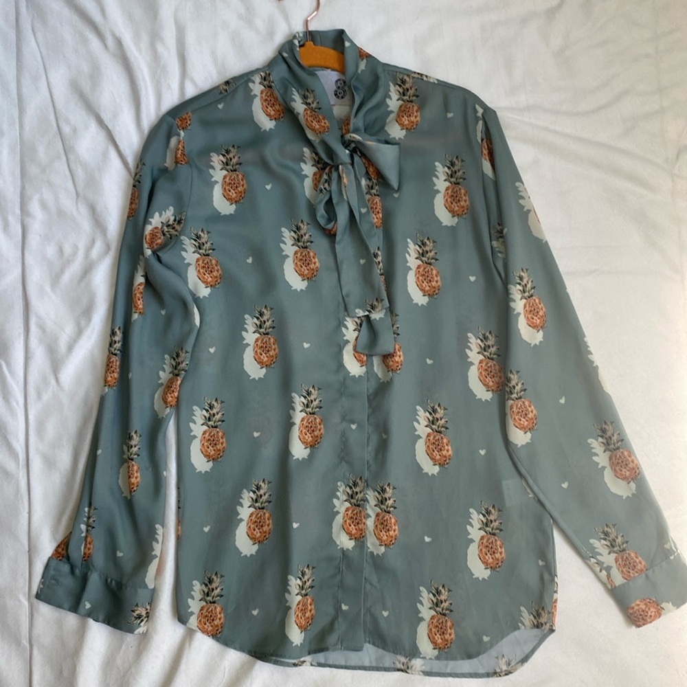 Green Blouse with Pineapple Print Made in Italy